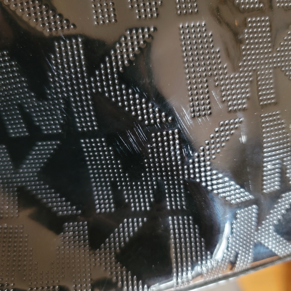 Michael Kors Handbag Black Tote Patent Leather Zip Close - Picture 7 of 7